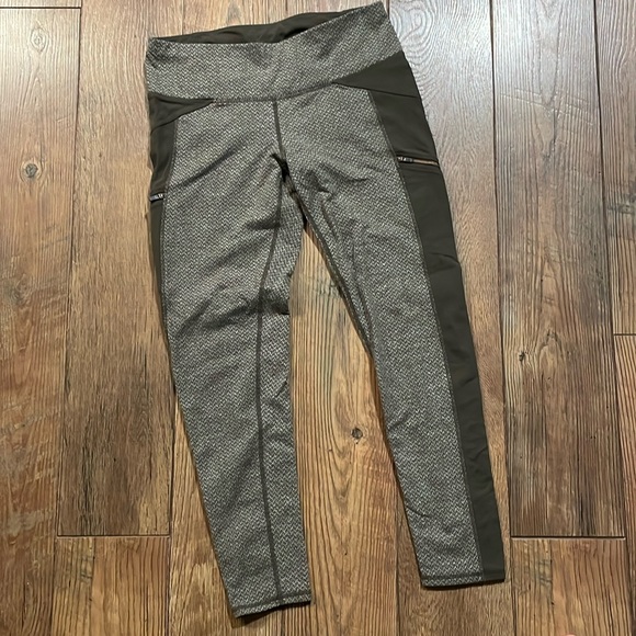 Athleta - Picture 1 of 7